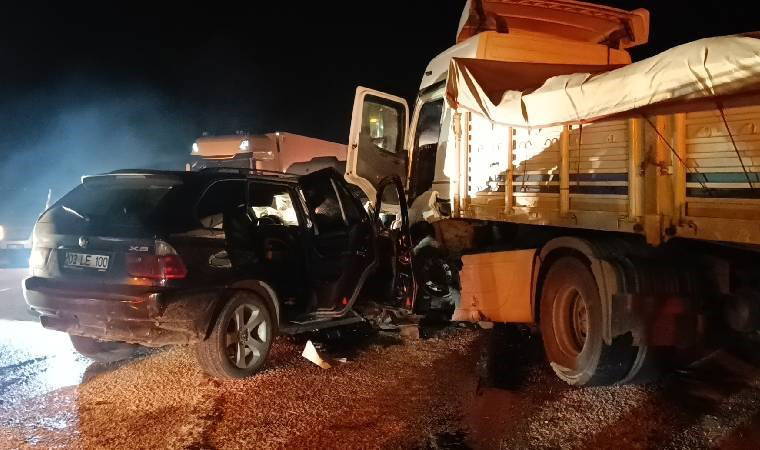 Afyonkarahisar'da feci kaza... Yaralılar arasında polis memurları da var!