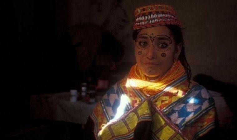 ‘KADIN: İzlerimizdeki Direniş’ sergisi