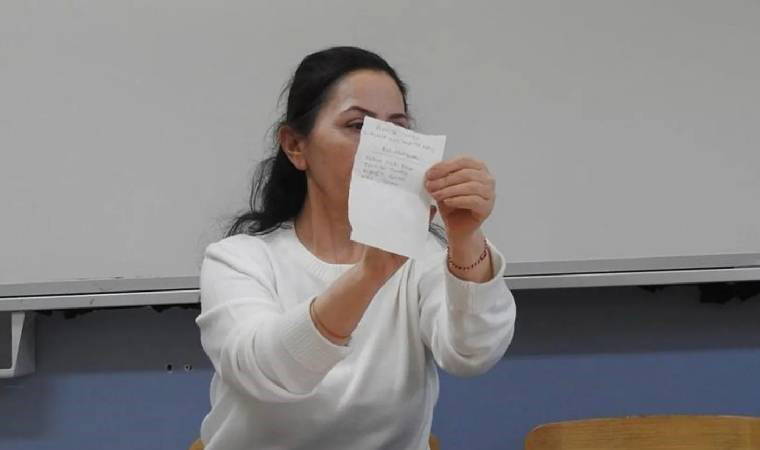 Oylar eşit çıktı, muhtar kura ile belirlendi!