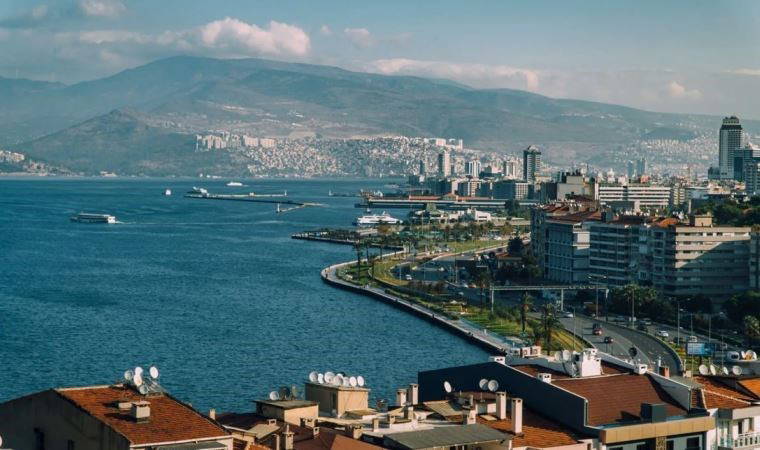 İzmir’in 25 ilçesini yeni belediye başkanları yönetecek