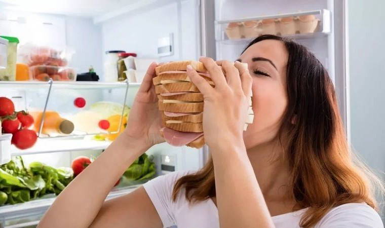 Boğazına çok düşkün olan 5 burç: Bu burçlar kadar yemek yemeyi seven yok!