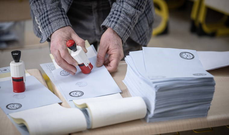 30 büyükşehir belediyesinin 6'sı el değiştirdi