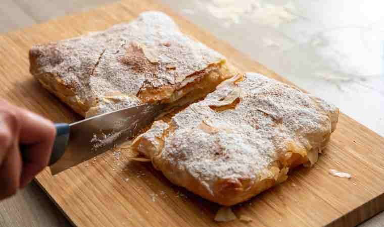 Evde mis gibi kokan Selanik Böreği tarifi...