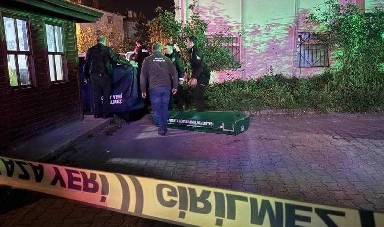 Sakarya'da bayram öncesi aile dehşeti... Ölü ve yaralılar var!