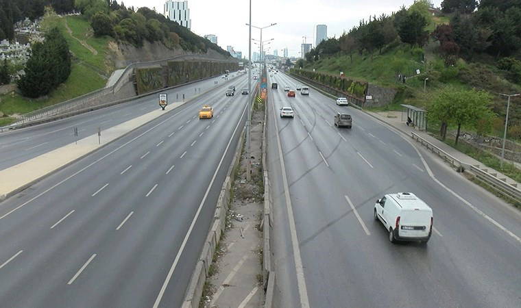 İstanbul'da bayramın ilk gününde yollar boş kaldı (10 Nisan 2024)