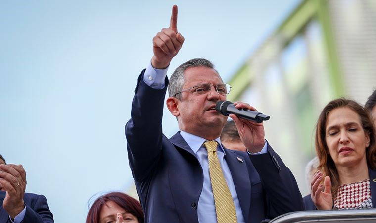 Özgür Özel’in liderliği...