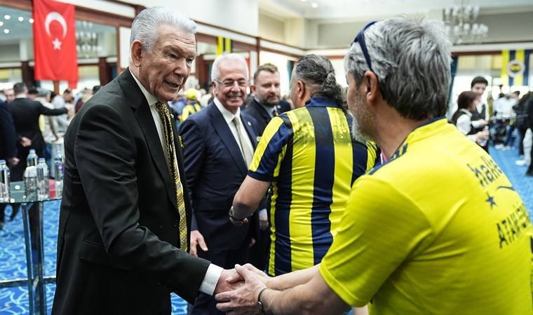 Uğur Dündar: 'Olympiakos'u elenmiş olarak uğurlarız'