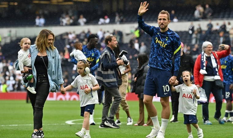 İngiliz futbolcuya şok: Harry Kane'in ailesi trafik kazası geçirdi!