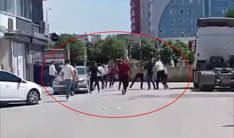 Mardin'de taş, sopa ve demir çubuklu kavga!