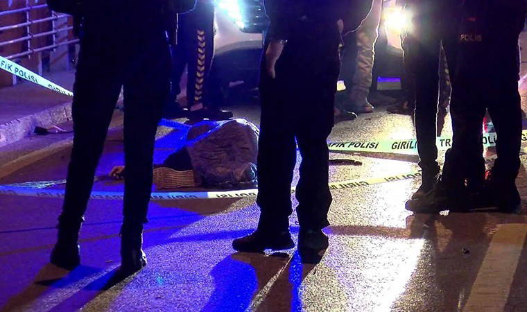 Şişli D-100'de feci kaza: Bariyere çarparak devrilen motosikletin sürücüsü hayatını kaybetti!