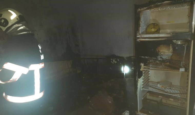 Apartman dairesinde korkutan yangın!