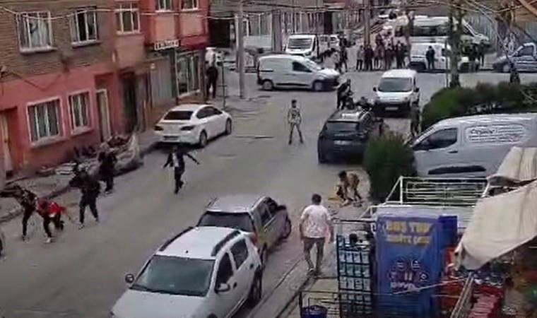 Yabancı uyruklu çocukların kavgasına aileleri dahil oldu: 1’i ağır 4 yaralı