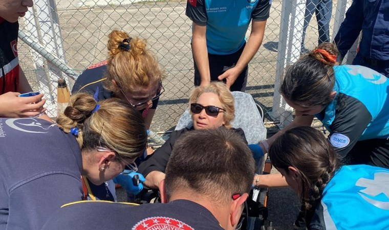 21 saat havada mahsur kaldı... İner inmez yeri öptü!