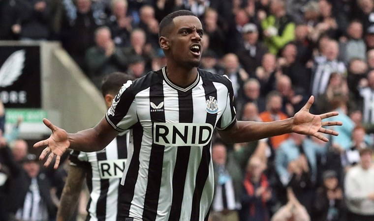 Alexander Isak tarihe geçti: Newcastle United, Tottenham'a gol oldu yağdı!