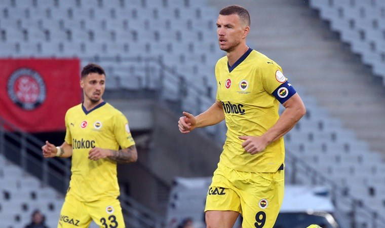 Edin Dzeko'dan taraftara çağrı: 'Desteklerini göstersinler, ıslıklamasınlar'