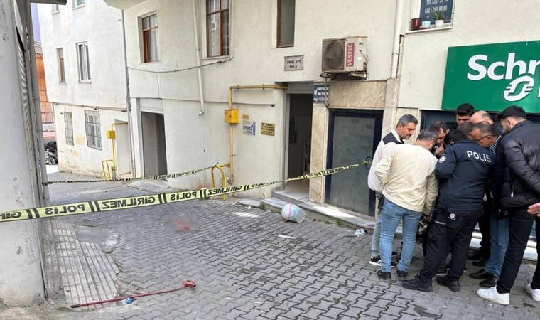 Çatıdan düştü... Hayatını kaybetti!