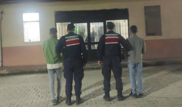 Halay çekme sırasında bıçaklı kavga: 4 yaralı