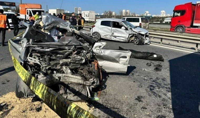 Ali Yerlikaya duyurdu! Bayram tatilinin acı tablosu açıklandı: 6 bin 530 trafik kazası, 75 can kaybı...