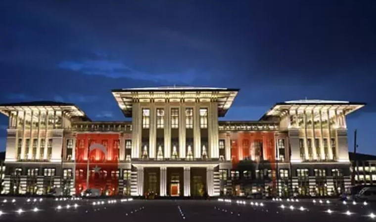 'Şimşek'leri üzerine çekti... Saray'dan yandaş yazara yalanlama