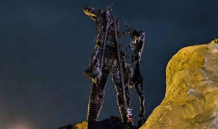 Denizli’de Milli Mücadele kahramanının heykeli kundaklandı