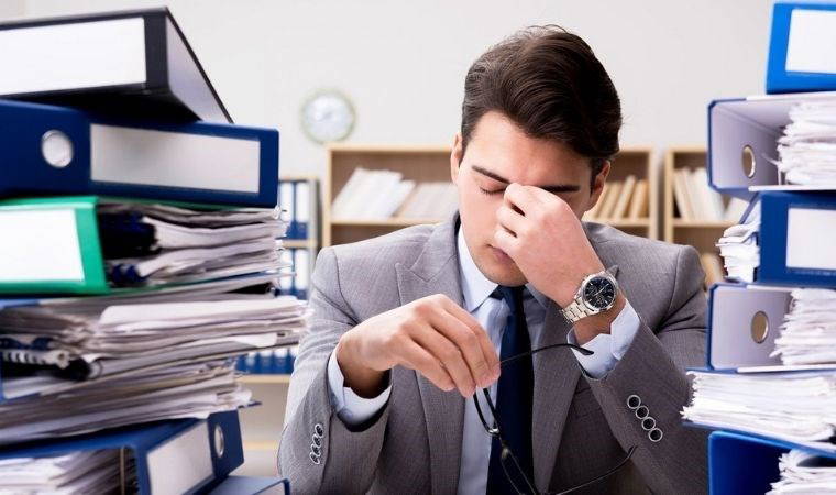 İş stresiyle başa çıkmanın 7 etkili yolu!