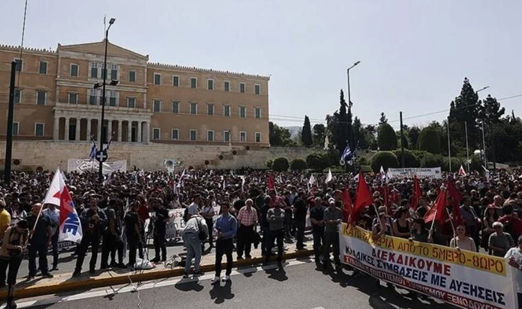 Yunanistan'da işçiler 24 saatlik genel greve gitti