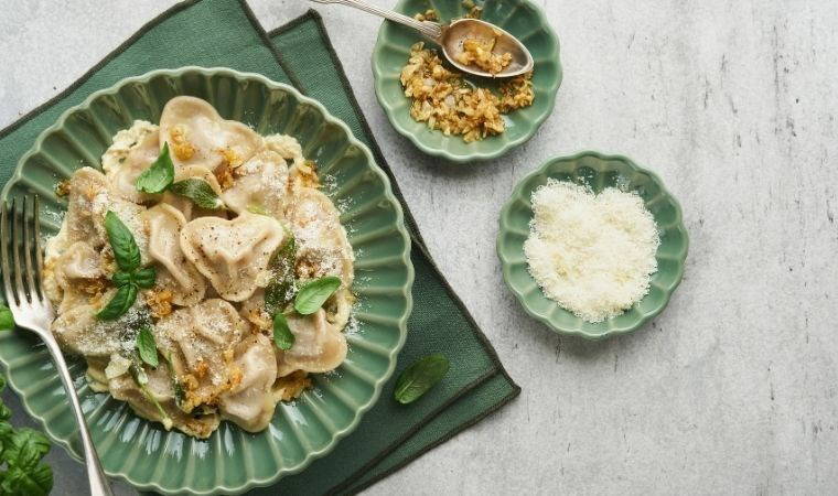 Klasik lezzet: Kremalı makarna tarifi