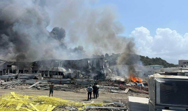 Muğla'da işçilerin kaldığı konteynerde yangın!