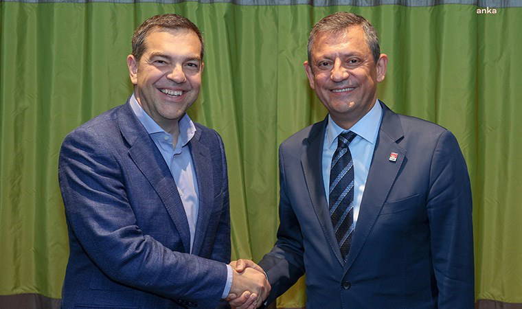 Eski Yunanistan Başbakanı Çipras, Özgür Özel'i Atina'ya davet etti: 'İlericilerin sol değerler için bir arada olması gerekiyor'