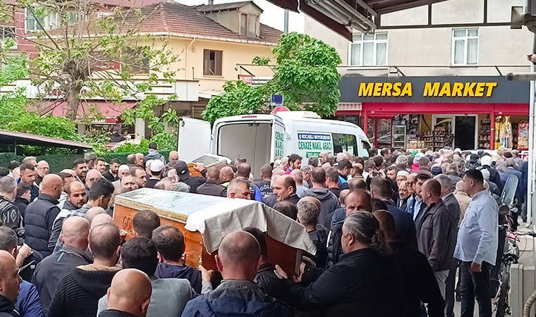 Define kazasında ölen 3 kişi toprağa verildi