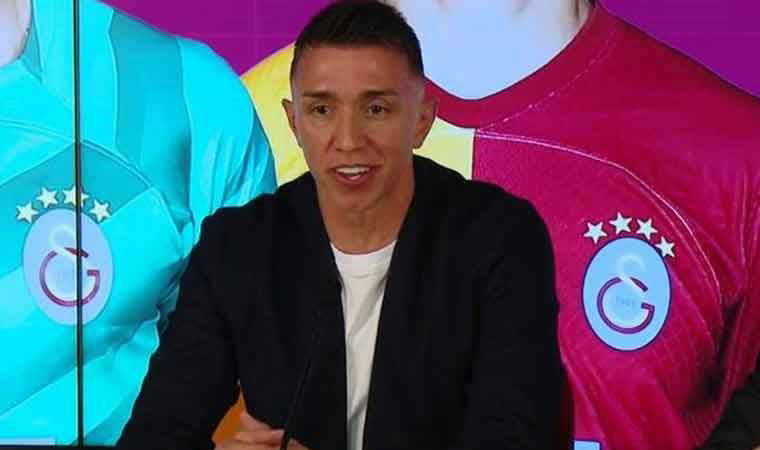 Fernando Muslera: 'Sonsuza kadar Galatasaray'dayım'