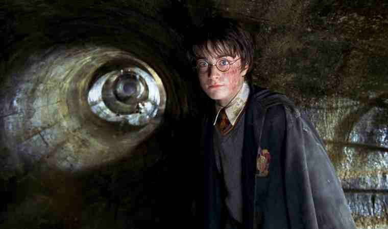 Harry Potter ve Sırlar Odası filminin konusu ne? Harry Potter ve Sırlar Odası filminin oyuncuları kim?