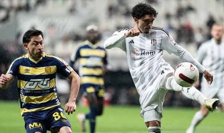 Beşiktaş'ta sakatlık! Emrecan Terzi devam edemedi