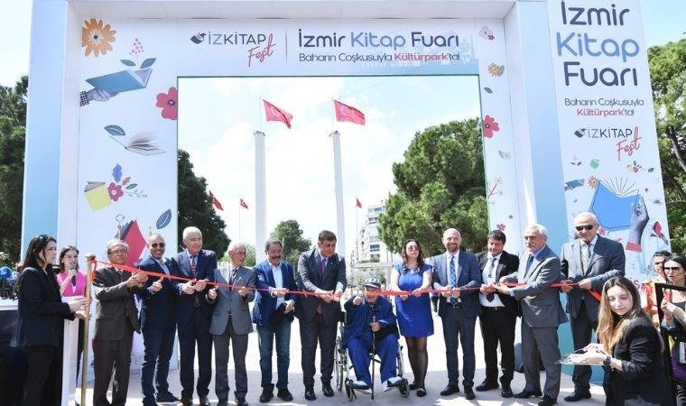 İzmir Kitap Fuarı açıldı