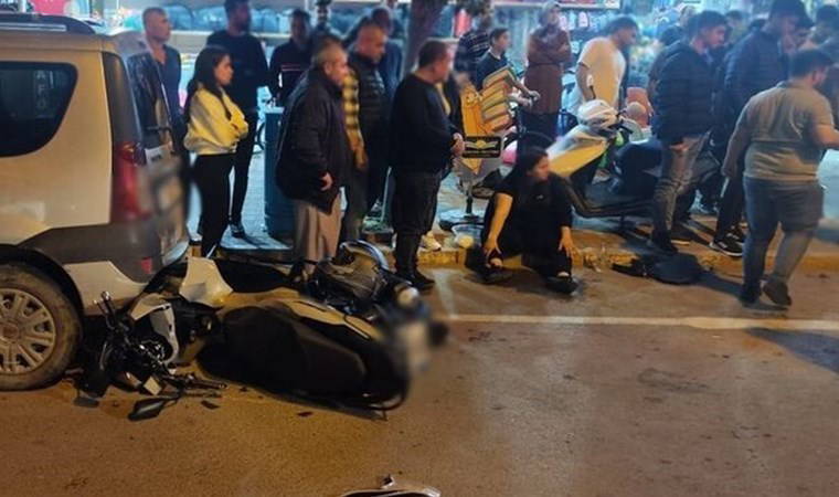 Motosiklet yayalara çarptı: 1 ölü, 2 yaralı