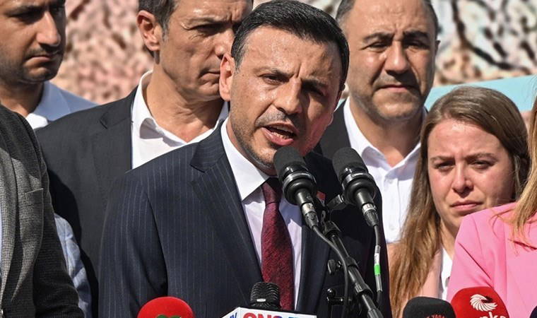CHP İstanbul İl Başkanı Özgür Çelik'ten 'Van' tepkisi: 'Milli iradeye tuzak!'
