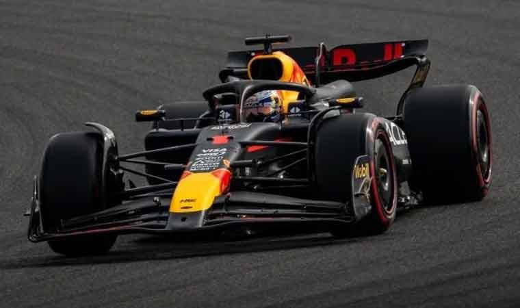 Formula 1, Çin Grand Prix'inde pole Max Verstappen'in