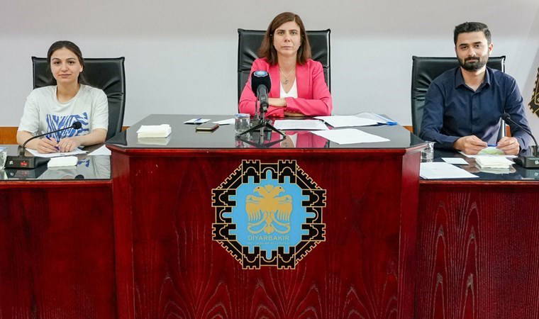 8 yıldır kayyumla yönetiliyordu...