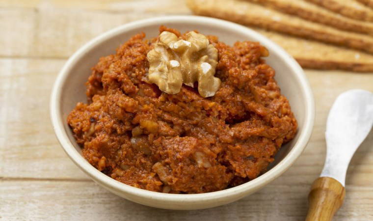 Hatay usulü muhammara tarifi...