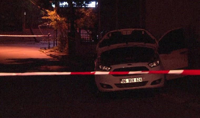 İstanbul'da kan donduran olay... Tiner içip, kendini ateşe verdi: Araç içinde ölü bulundu