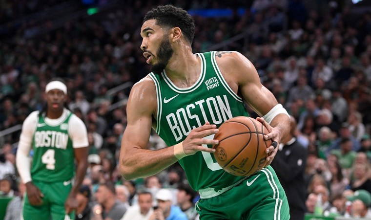 NBA'de Jayson Tatum triple-double yaptı: Boston Celtics seride 1-0 öne geçti!