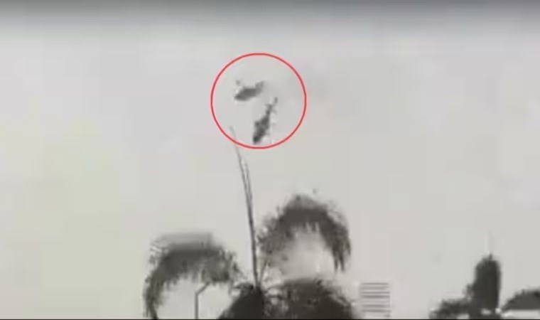 Malezya'da 2 askeri helikopter çarpıştı: Çok sayıda ölü var
