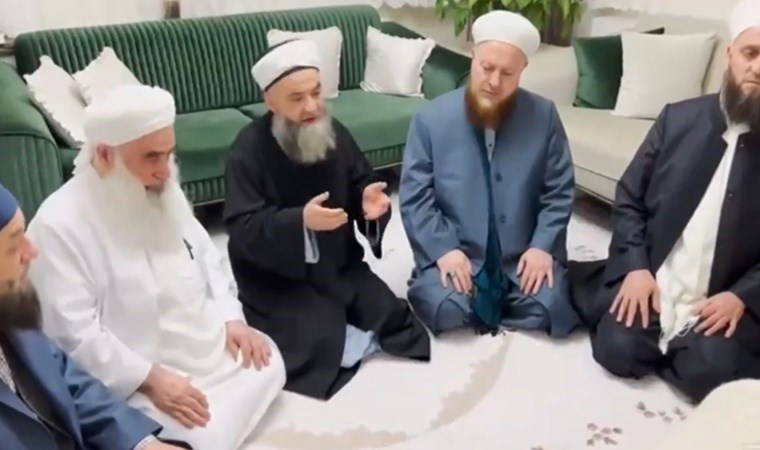 İsmailağa'da 'taht' oyunları