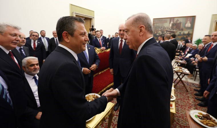 Son Dakika... Erdoğan, Özgür Özel ile görüşme için tarih verdi!