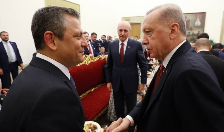 Erdoğan ile Özel, Meclis resepsiyonunda bir araya geldi, haftaya görüşecekler: İlk buluşma çay sohbetinde