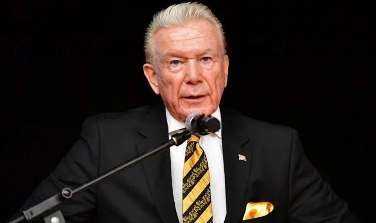 Uğur Dündar'dan meraklandıran paylaşım... Bugünü işaret etti: 'Gündem değişecek'