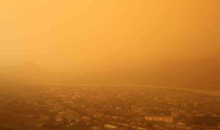 Meteoroloji uyardı: Çöl tozu nedir? Çöl tozu Türkiye'ye ne zaman geliyor? Çöl tozu zararlı mı?