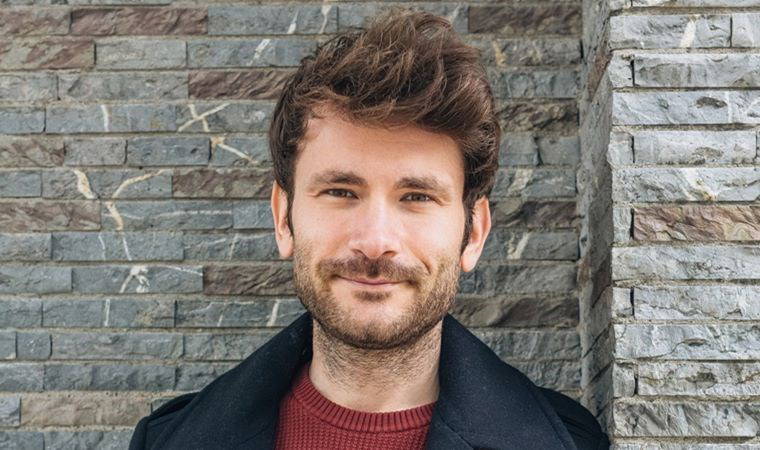 İtalya'da yaşayan Türk yazar, yeni kitabında yavaş seyahat etmenin inceliklerini ele aldı