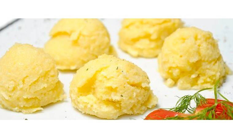 Mısır ununun en lezzetli hali: Mamaliga tarifi...