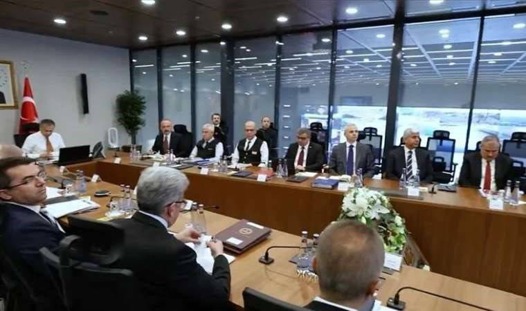 İçişleri Bakanı Yerlikaya başkanlığında 'Güvenlik Toplantısı' düzenlendi